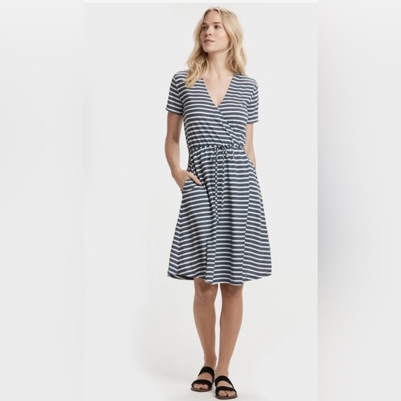 Lole Tessa A-Line Dress Striped Pockets Small Tie Wrap V Neck - Picture 1 of 11